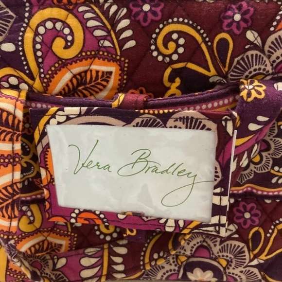 Vera Bradley Lunch Bag **PRICE DROP** - Picture 2 of 6